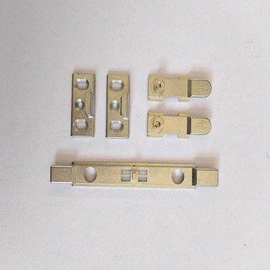 铝合金月牙锁 铝塑推拉窗锁扣 防盗提拉调换方向 保险锁配勾第5张