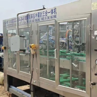 通航 二手液体灌装机 矿泉水碳酸饮料用 九成新化工设备第3张