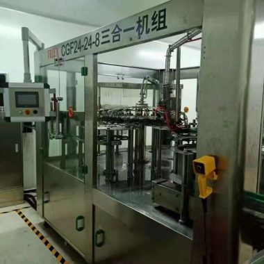 通航 二手液体灌装机 矿泉水碳酸饮料用 九成新化工设备第4张