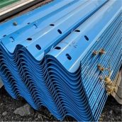 热镀锌波形护栏 高速公路隔离两波 桥梁上防撞波形护栏板