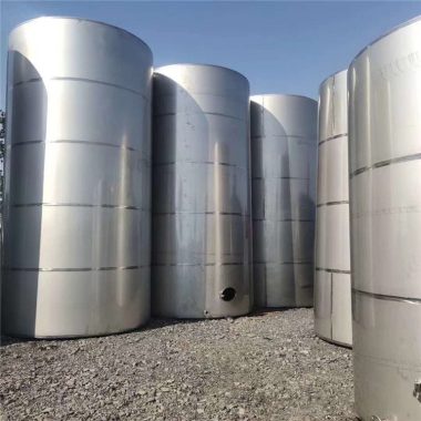 二手玻璃钢储罐 电加热储存罐 集优品 化工原料储存容器第3张