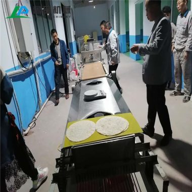 商用双面加热压饼机 烤鸭饼杂粮煎饼烙馍机 气动单饼机器第5张