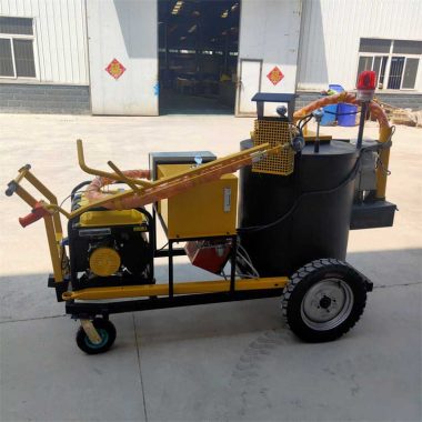 小型道路沥青灌缝机 牵引式混凝土地面裂缝修补机 路面养护设备第2张