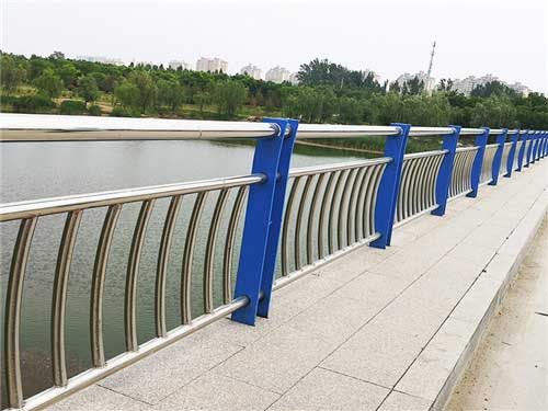 定制景观隔离防护栏 不锈钢桥梁护栏 河道安全护栏 护栏生产安装第1张