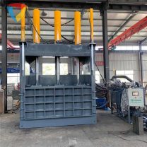 10吨位小型立式液压打包机 服装布匹压块机 纱线